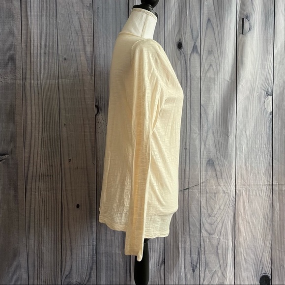 ✅HOST Pick✅ Chaps Long Sleeve Top, Medium - Picture 2 of 7